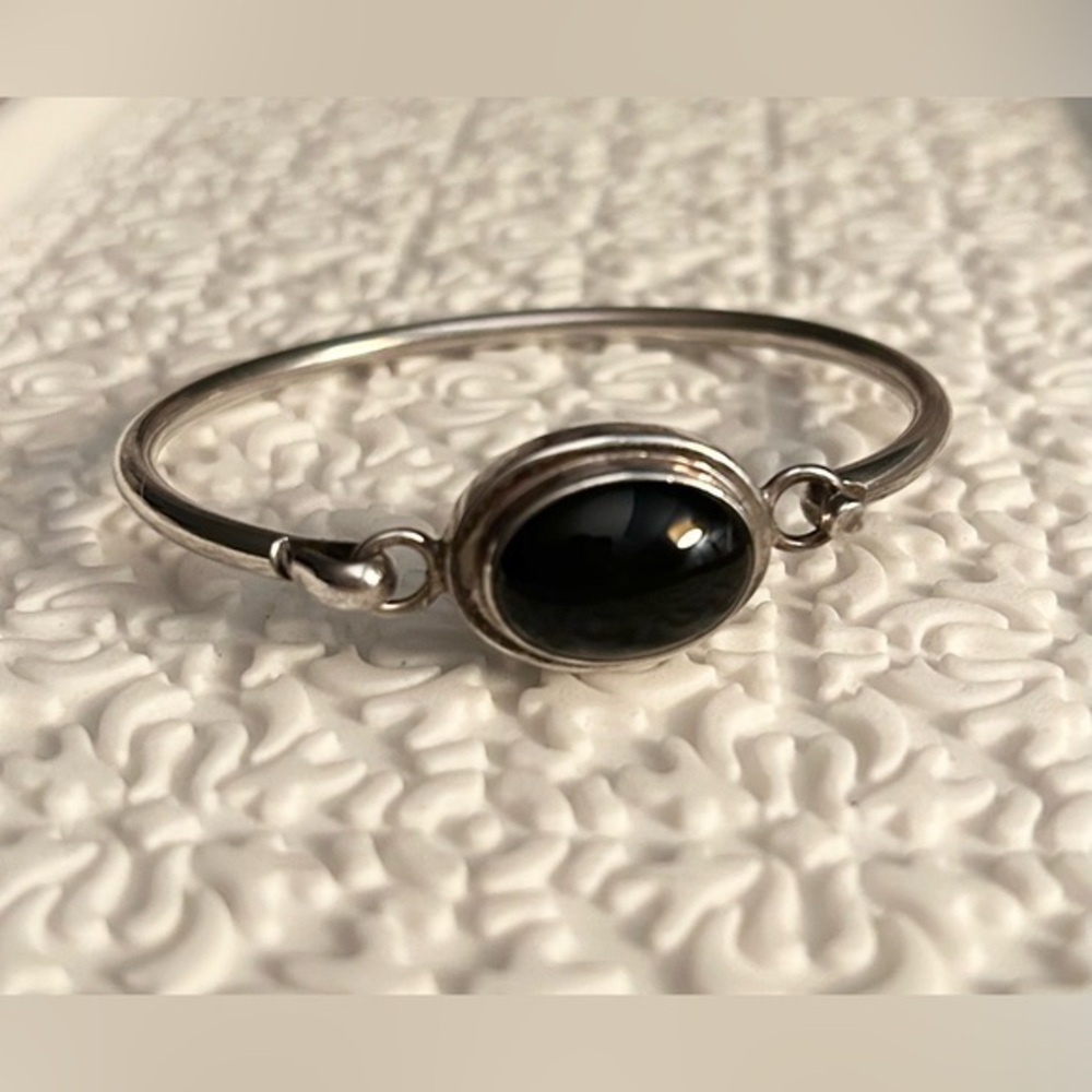 Vintage 925 Silver with Black Oval Onyx Stone Women Bracelet